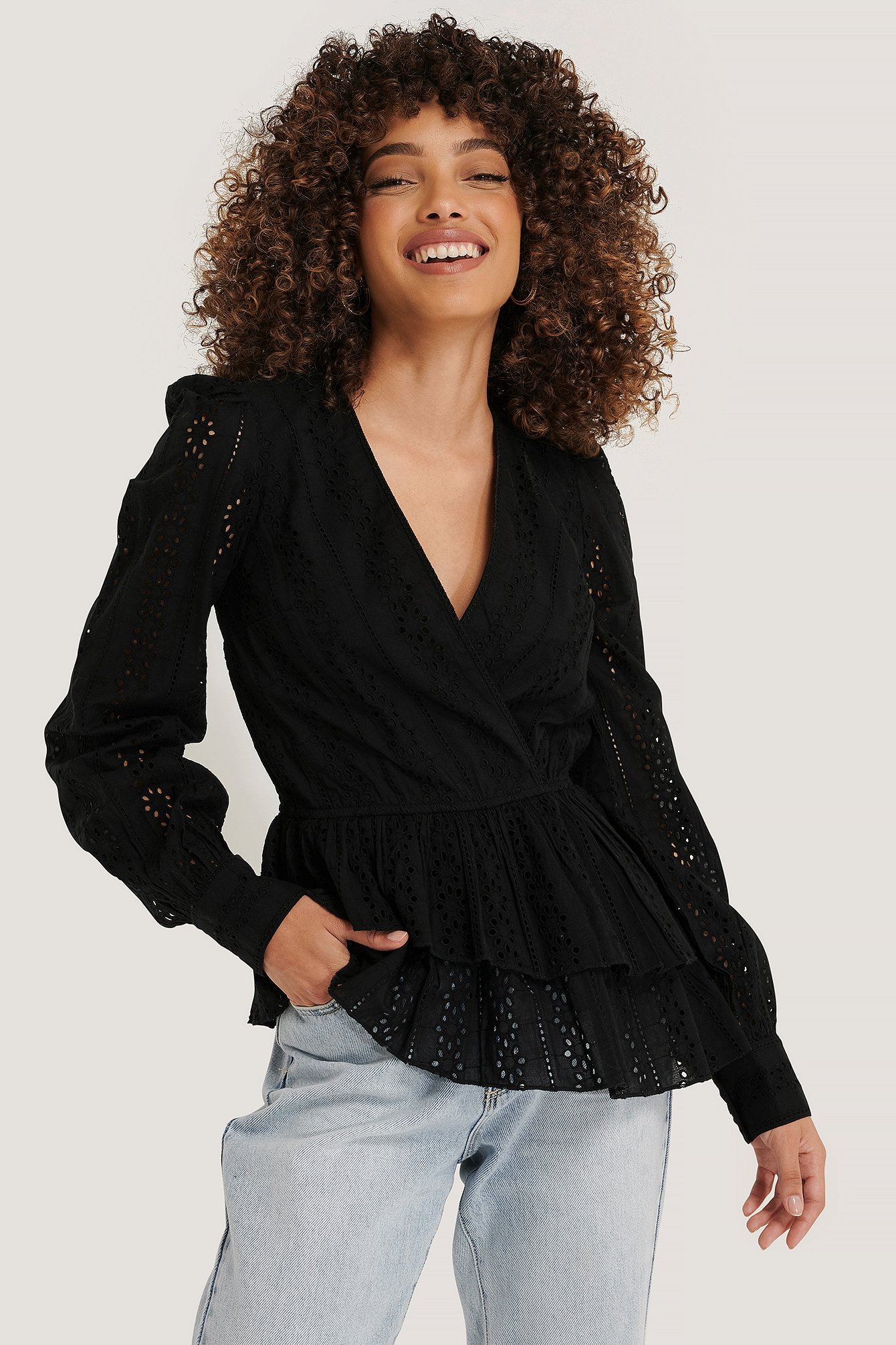 crochet-wrap-top-black-na-kdlounge