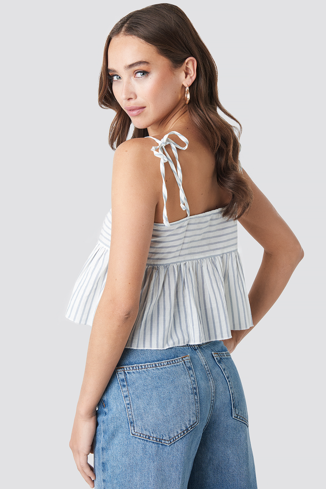 white ruffle cami top