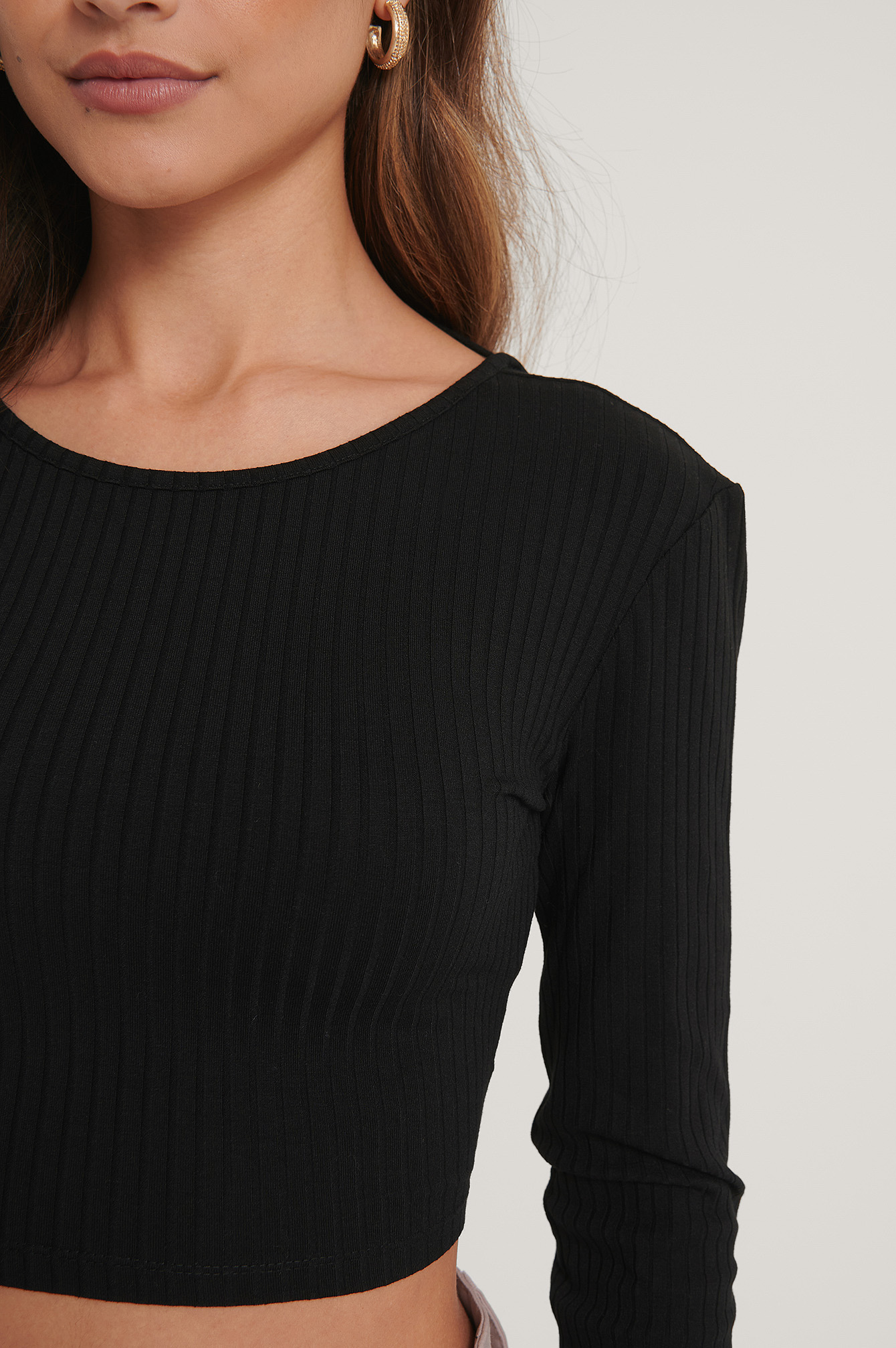 womens black ribbed top